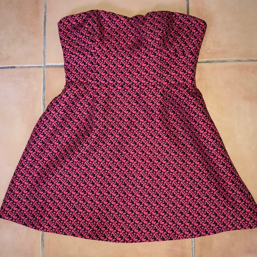 BB Dakota strapless dress size M